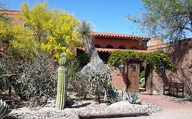 Desert Trails Bed And Breakfast